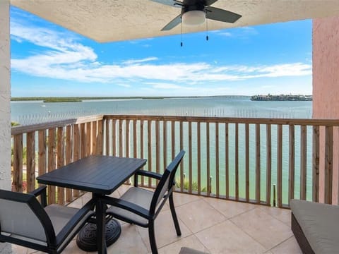 Glorious Water Views!