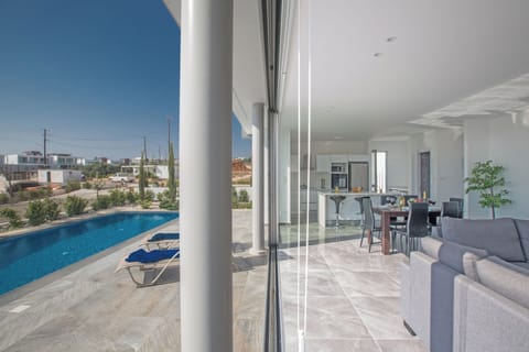Villa, 3 Bedrooms, Private Pool, Garden View | Outdoor dining