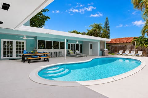 Beach & Golf Getaway | Hollywood, Florida Vacation Rental