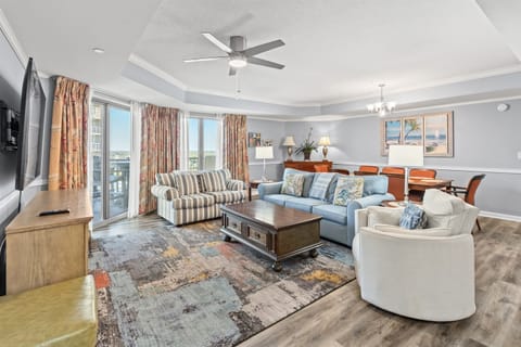 Living Room with Sofa bed