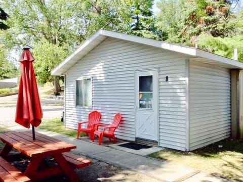 Cabin 8