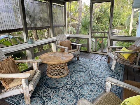 Screened-in porch :)