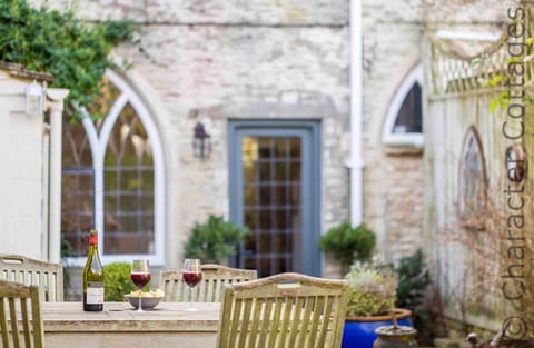 Cottage | Balcony