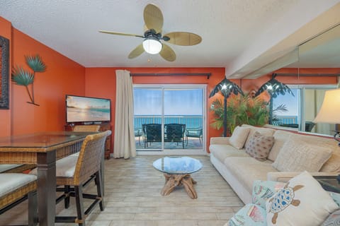 Royal Palms 1107, 561 East Beach Blvd, Gulf Shores, Alabama, beach front, 1 bedroom condominium