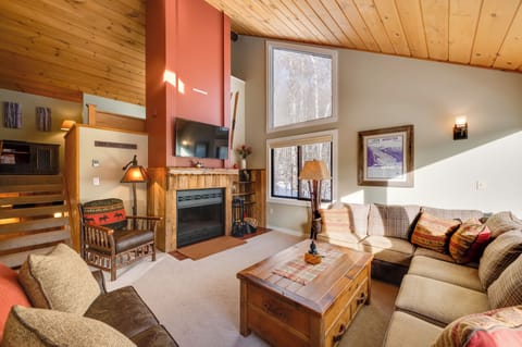 Lincoln Vacation Rental | 3BR | 2BA | 1,650 Sq Ft | Stairs Required for Access