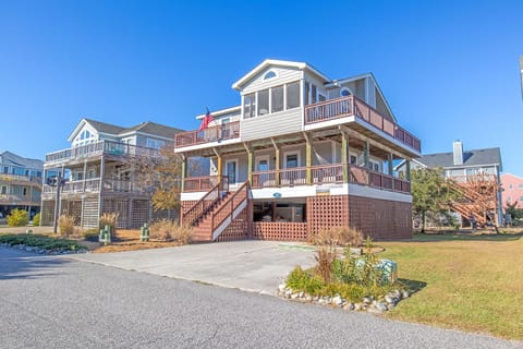 789 Kings Grant Dr