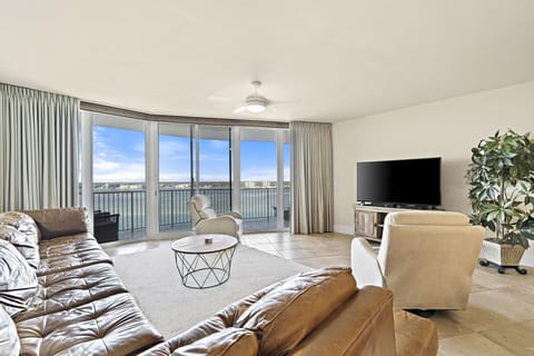 Caribe Resort D1203 Living Room