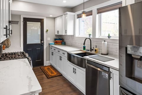 Space to Create – From group meals to midnight snacks, this bright kitchen is ready for whatever flavor your stay brings.