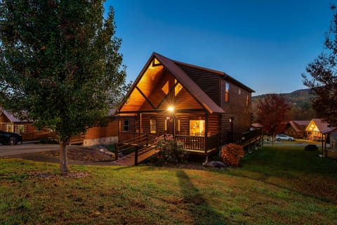 Welcome to our cabin, it is just What You Need!