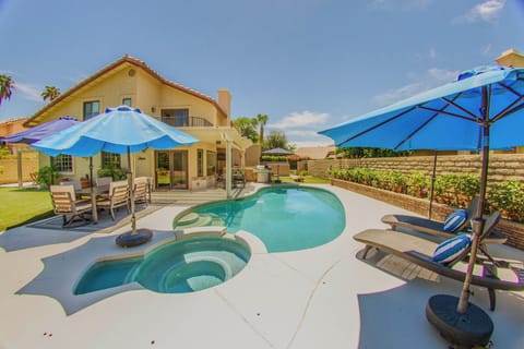 La Quinta Vacation Rental | 4BR | 3BR | Step-Free Access | 2,222 Sq Ft