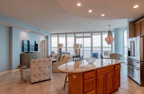 Living/Kitchen/Dining