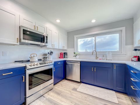 A fully equipped kitchen for all your cooking needs.