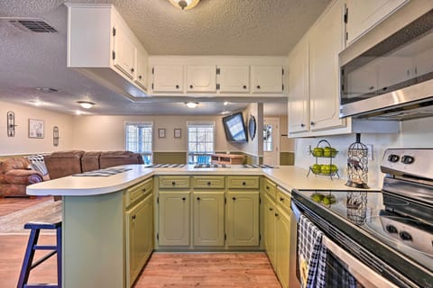 Kitchen | Fully Equipped | Cooking Basics