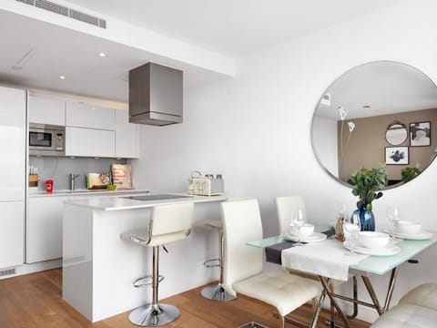 Furniture, Table, Property, Chair, Lighting, Interior Design, Flooring, Plant, Floor