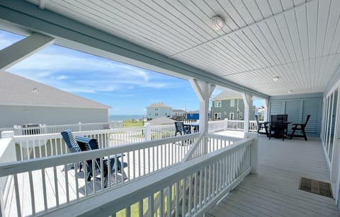House, 3 Bedrooms | Property grounds