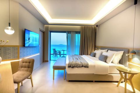 Minibar, in-room safe, desk, blackout drapes