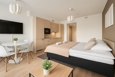 City Studio Suite | Individually decorated, individually furnished, laptop workspace