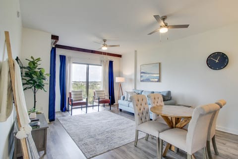 Spacious living + dining area!