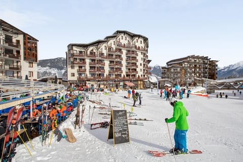 Snow and ski sports