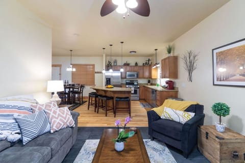 Spacious Living room