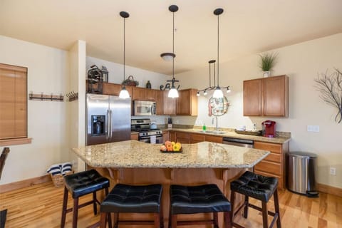 Kitchen with countertop