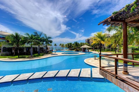 Deluxe Apartment | Pool