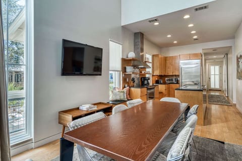 Cable and WIFI available