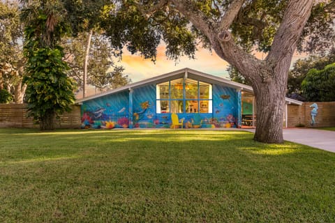 The whimsical mural welcomes you to Cocoa Beach..let the fun begin!