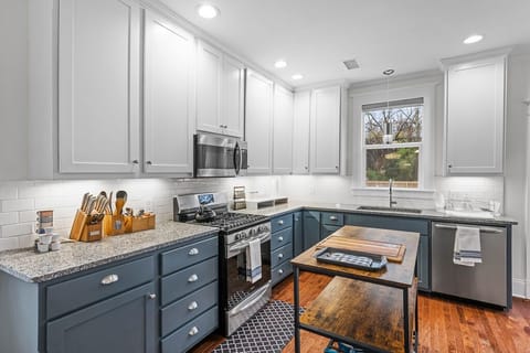 Kitchen Area - new appliances and amenities for your cooking and prepping
