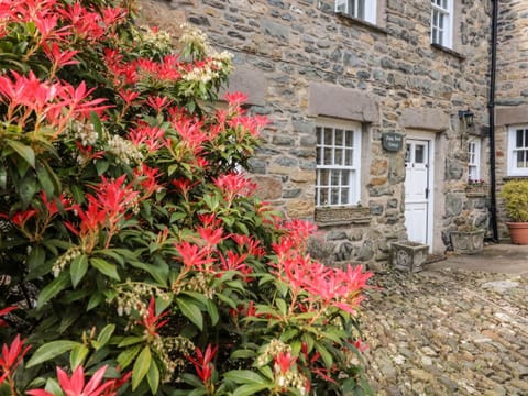 Cottage | Exterior detail