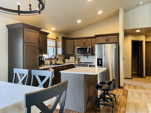 4-8 persons dining table set and kitchen full of essentials. 