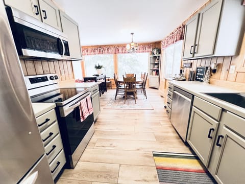 New appliances, light bright and fully stocked kitchen