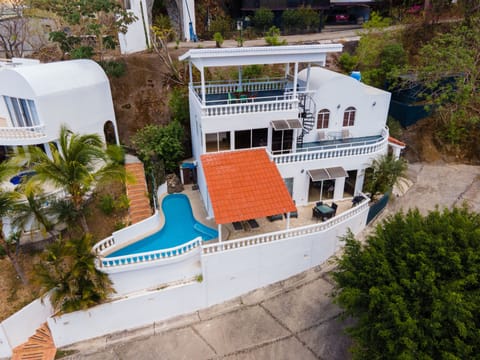 Beautiful ocean view villa with private pool