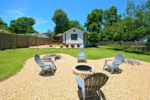 Spacious Backyard with firepit