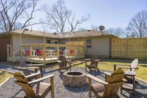 HUGE yard with deck and fire pit