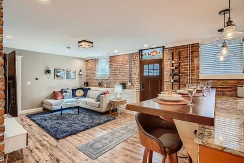 cozy living room w/75" Sony smart TV