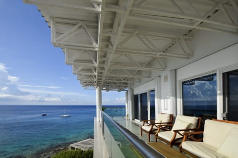 Stunning corner terrace views