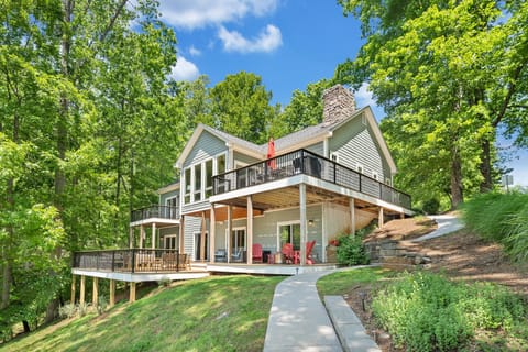 Enjoy our brand new expanded deck overlooking our own private cove!