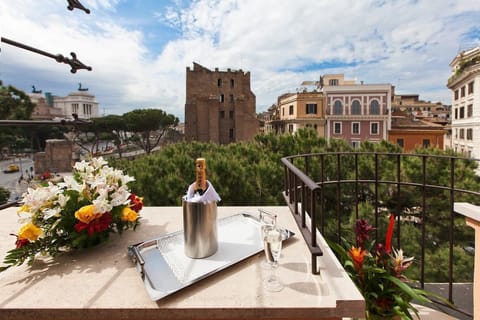 Deluxe Double Room | Balcony