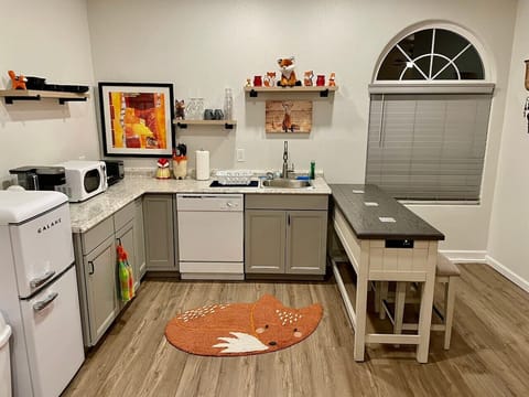 Well equipped Kitchenette