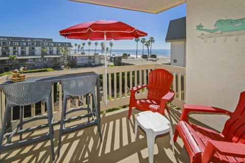 Enjoy being warmed by the sun on your south facing balcony as you sip your morning coffee or eat your breakfast.