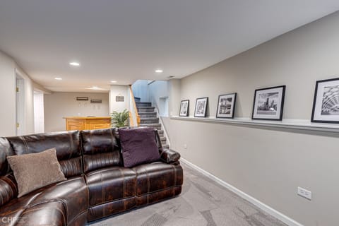 Spacious family room—perfect for groups to relax after a day downtown