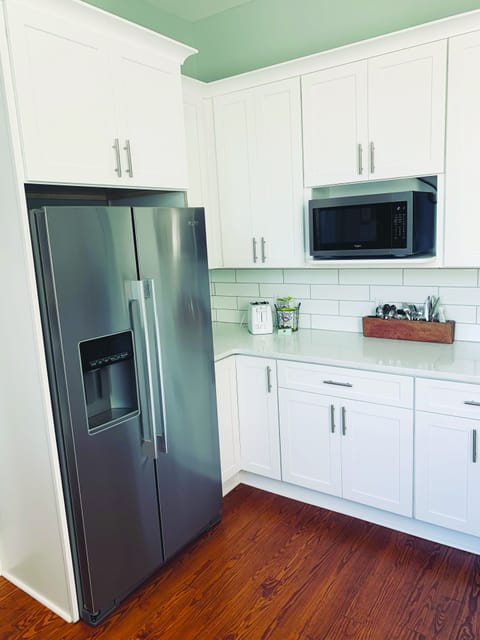 Shared fridge, microwave