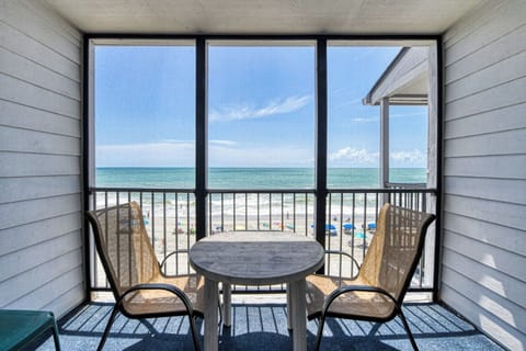 Ocean Cove 306