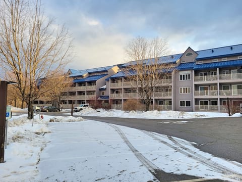 Lodge at Lincoln Station