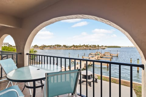Bring your boat and watch over it from the lanai.