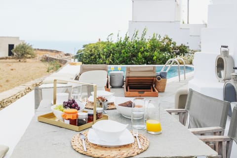 Villa, 2 Bedrooms | In-room dining