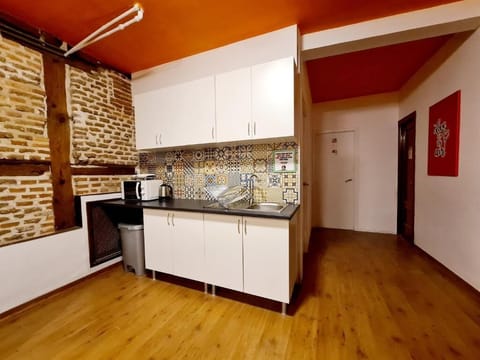 Shared fridge, microwave