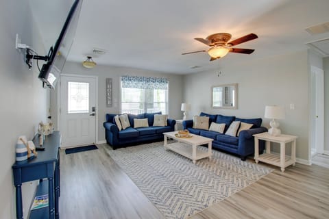 Somers Point Vacation Rental | 3BR | 2BA | 1,242 Sq Ft | 5 Steps to Enter