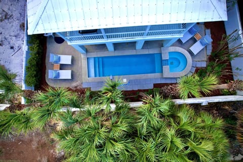 Private Pool!
